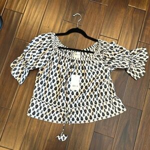 Misa top nwt off shoulder